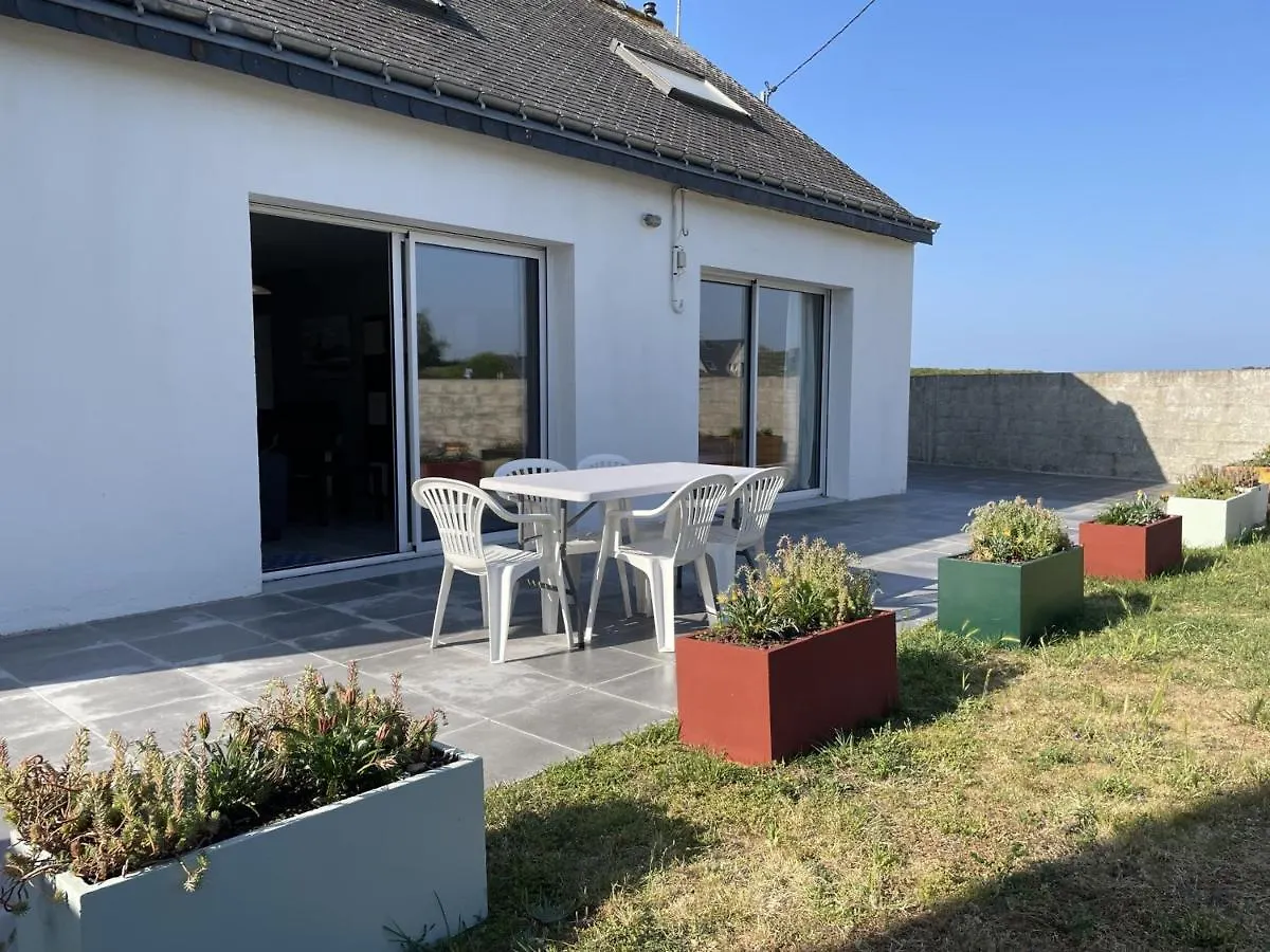 Holiday home Maison A Erdeven: 4 Pieces, 90M², Plage A 1Km, Terrasse, Jardin Clos, Ideal Pour Familles Et Randonnees - Fr-1-397-41 France