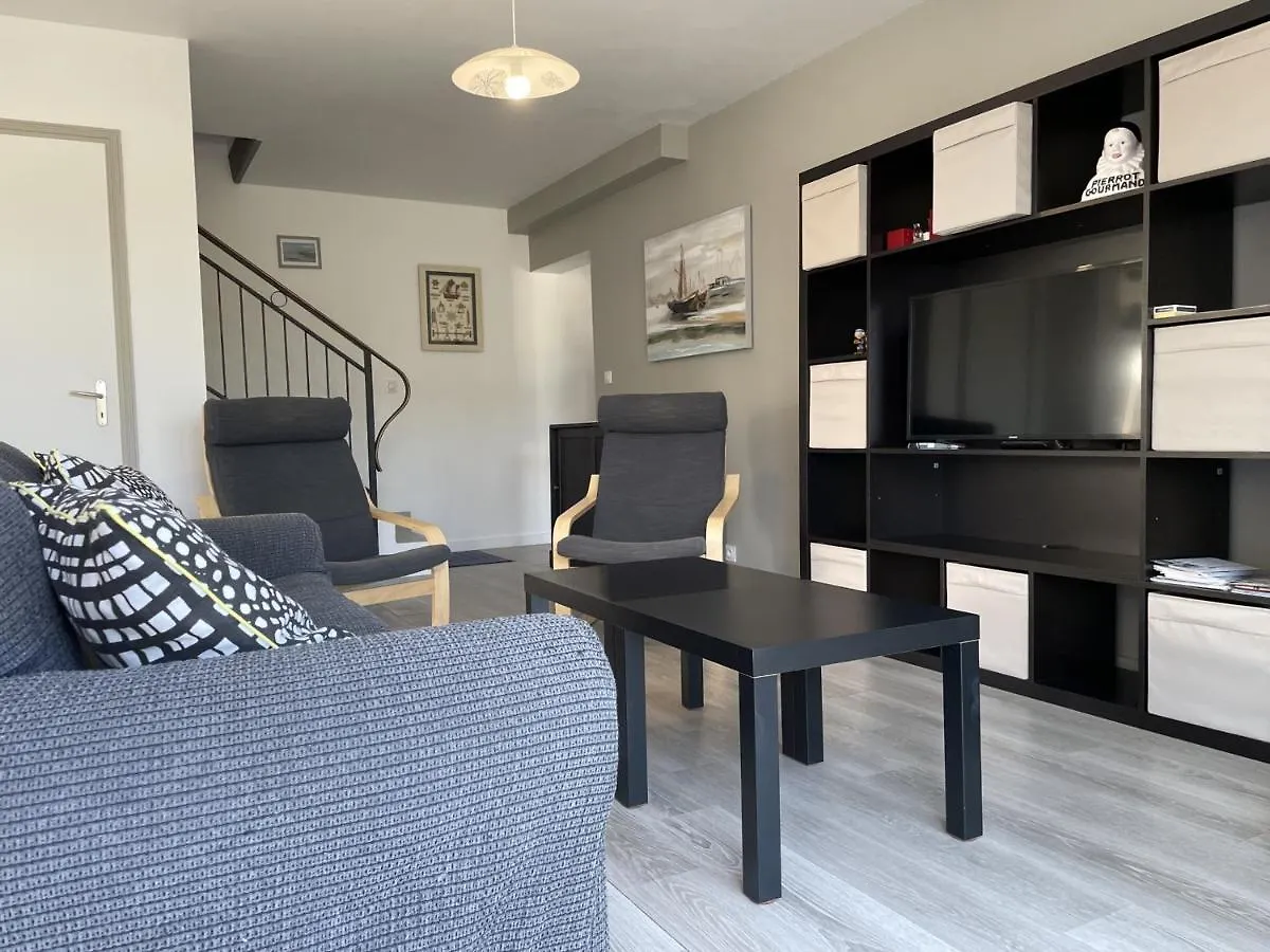 Maison A Erdeven: 4 Pieces, 90M², Plage A 1Km, Terrasse, Jardin Clos, Ideal Pour Familles Et Randonnees - Fr-1-397-41 Erdeven